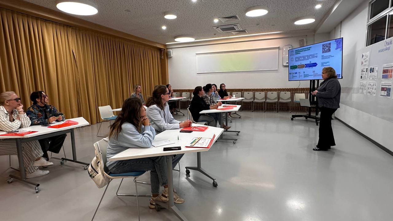 Стажировка в школе «Абсолют»: «Как всё устроено на практике»